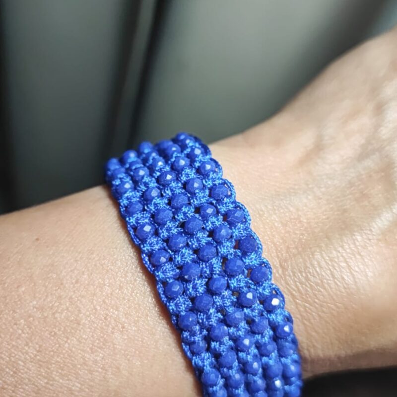 Pulsera macramé y cristales - AZUL